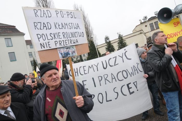 Manifestacja rolników z Solidarności, fot. Andrzej Kutys (1) Począwszy od KRUS, a kończąc na opłatach za psa