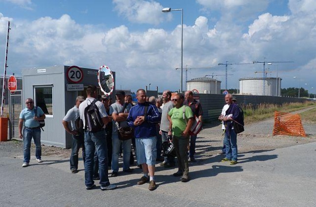 Prace przy terminalu LNG wstrzymane przez strajk