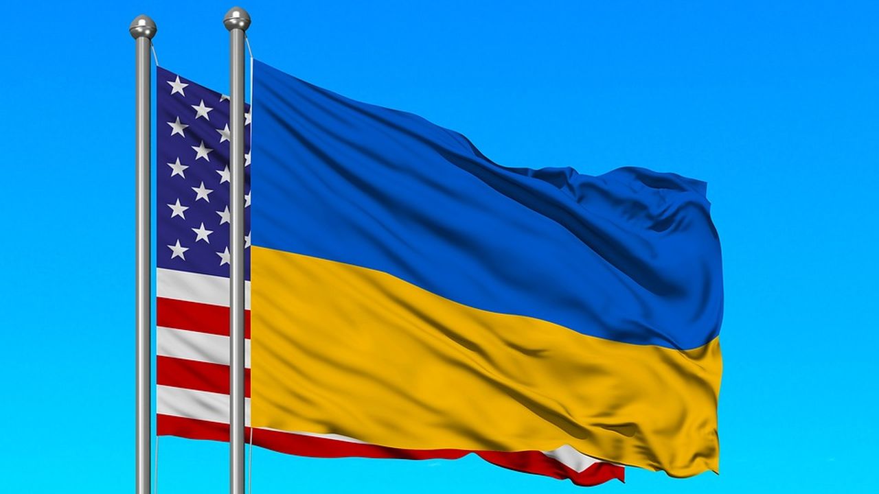 Prezydent Joe Biden podpisał pakiet wsparcia dla Ukrainy i innych sojuszników Stanów Zjednoczonych. W pakiecie przewidziano 61 miliardów dolarów dla Kijowa.