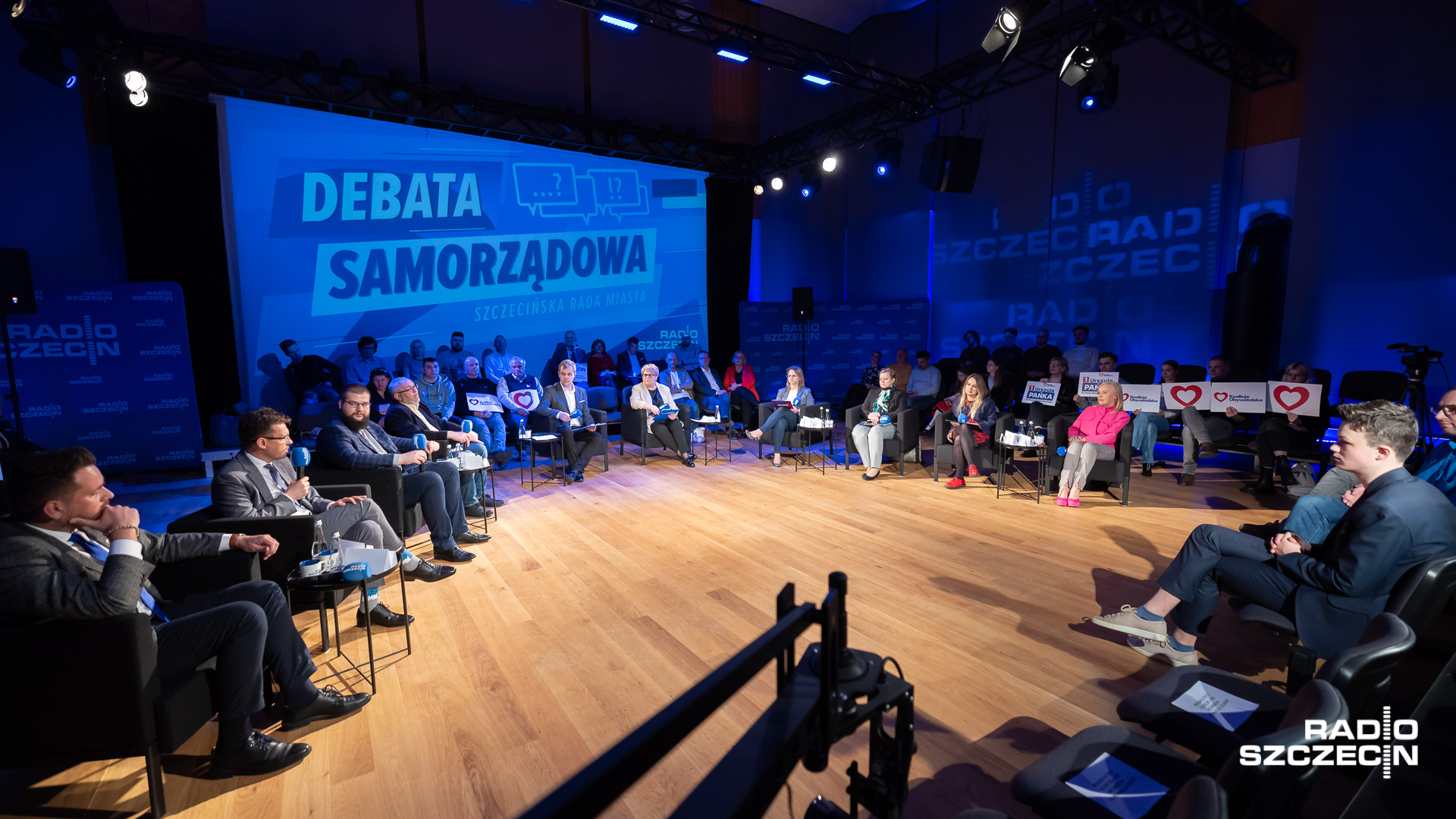 Tworzyć schrony dla mieszkańców Przedwyborcza debata w Radiu Szczecin [WIDEO]