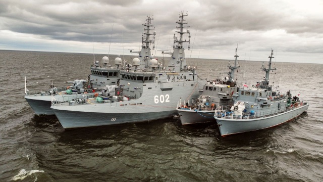Fot. 8. Flotylla Obrony Wybrzeża Niszczyciele wpłyną do Szczecina [ZDJĘCIA]