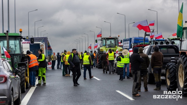 Rolnicy protestujący na drodze szybkiego ruchu S3 odwołali się od decyzji burmistrza Myśliborza.