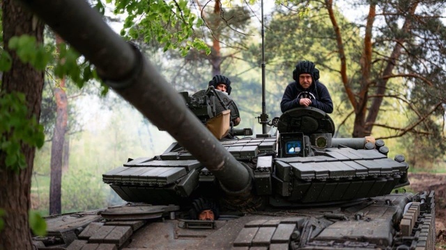 Rosjanie ściągają czeczeńskie bataliony na linię frontu
